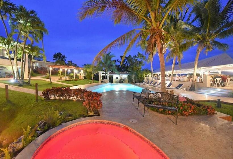 Isabela Villa Bonita   Vacation & Event Venue Sleeps 50!