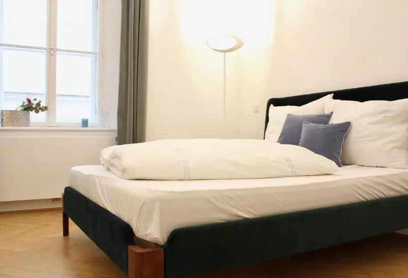 Kaiserin Sissi   City Apartment Downtown Vienna