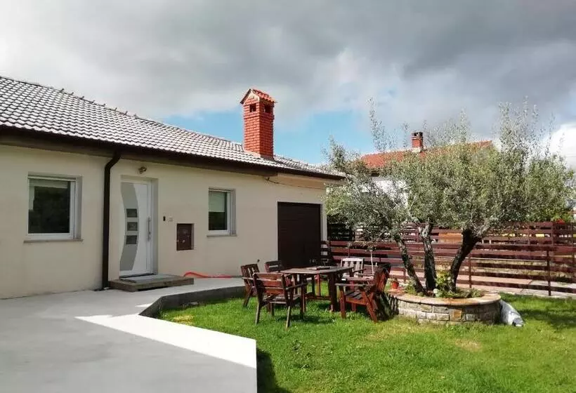 Kortina 1