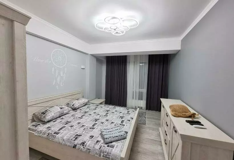 Ultra Central Ismail Street Stefan Cel Mare Boulevard Chisinau!