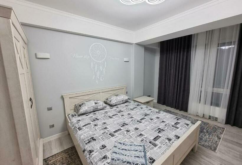 Ultra Central Ismail Street Stefan Cel Mare Boulevard Chisinau!