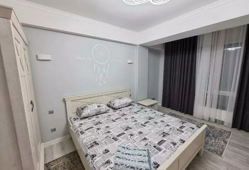 Ultra Central Ismail Street Stefan Cel Mare Boulevard Chisinau!