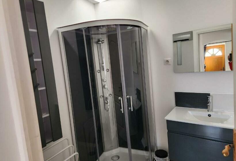 Chemin De La Carquette