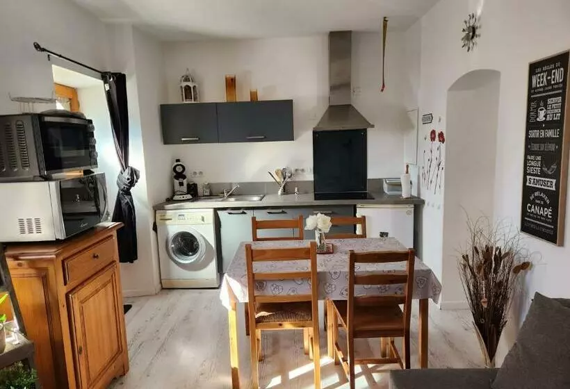 Chemin De La Carquette