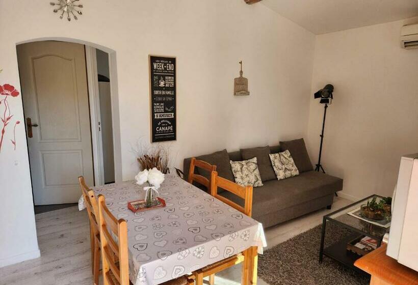 Chemin De La Carquette