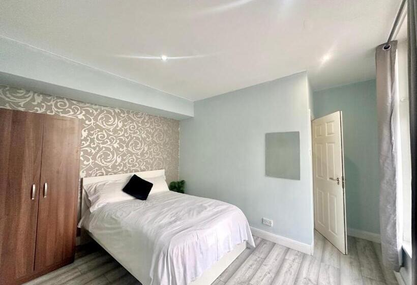 Kings Cross Guest House