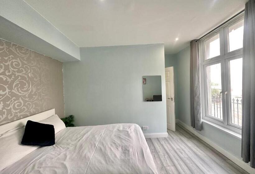 Kings Cross Guest House