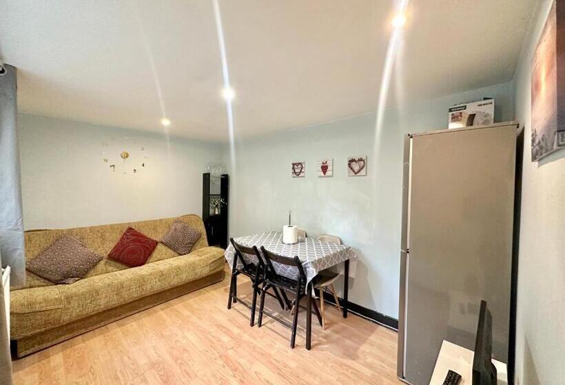 Kings Cross Guest House