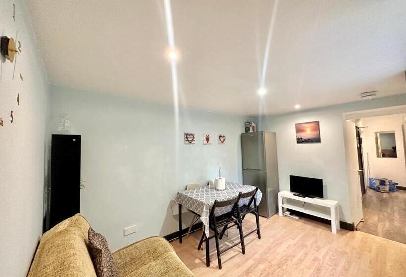 Kings Cross Guest House