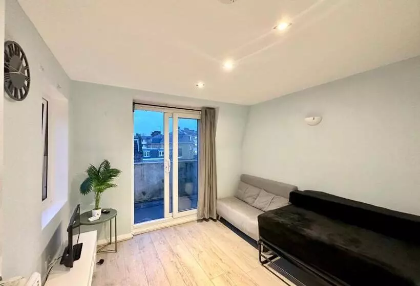 Kings Cross Guest House