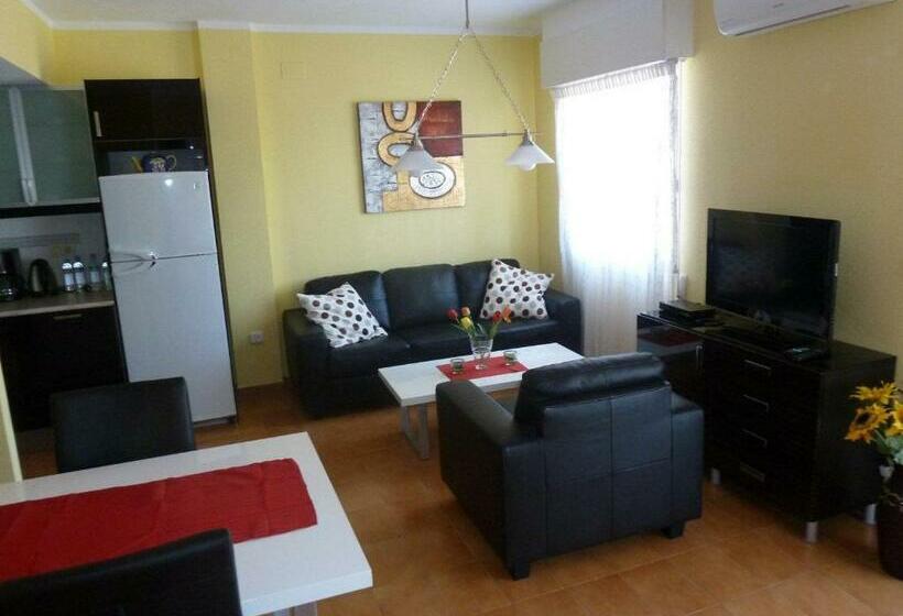 Apartment With Side Seaview 60 Meters From Sea