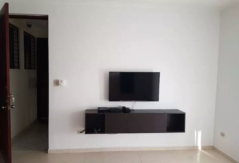 Apartamento Hotel La Española