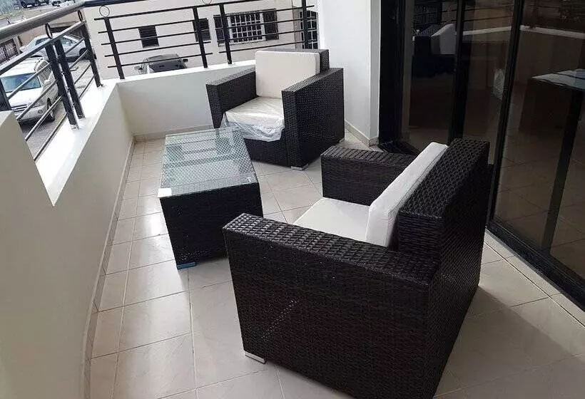 Apartamento Hotel La Española