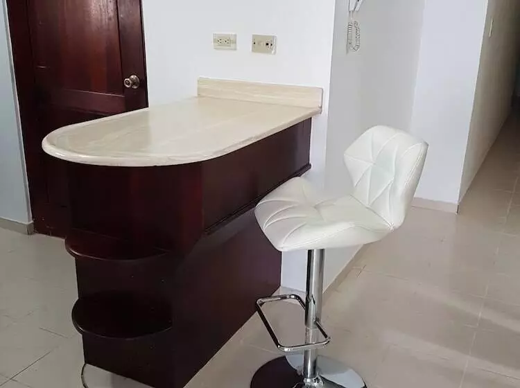 Apartamento Hotel La Española