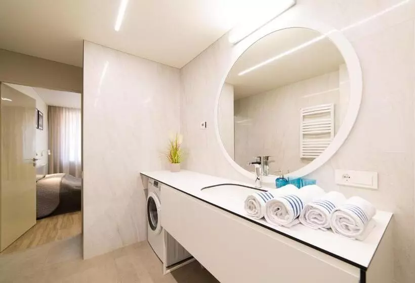 Benetis Apartments