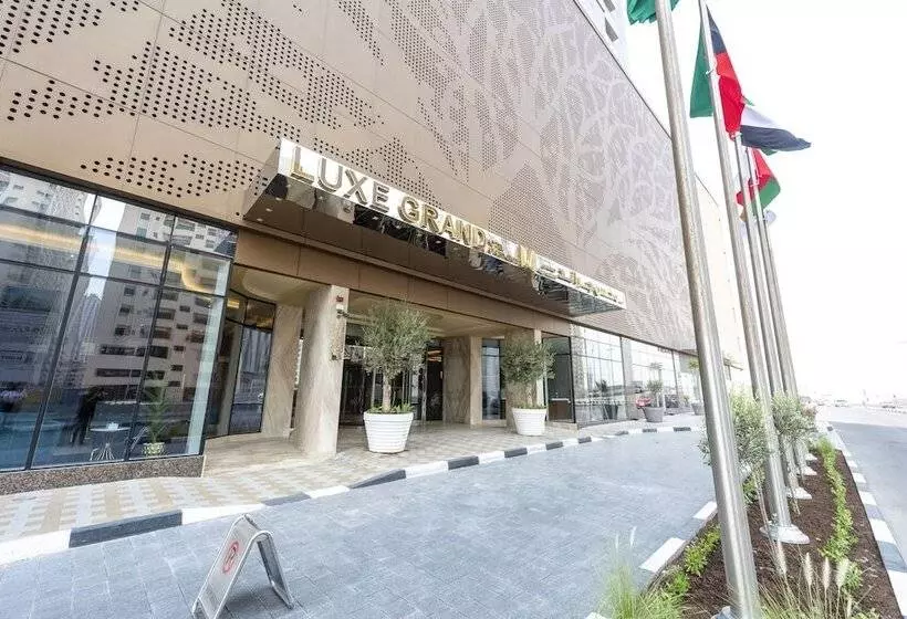 Luxe Grand Hotel Apartments