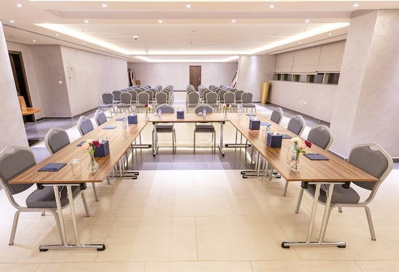 Luxe Grand Hotel Apartments