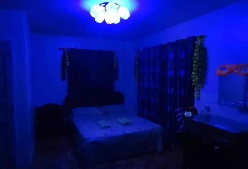 Julz Tropical Apartments