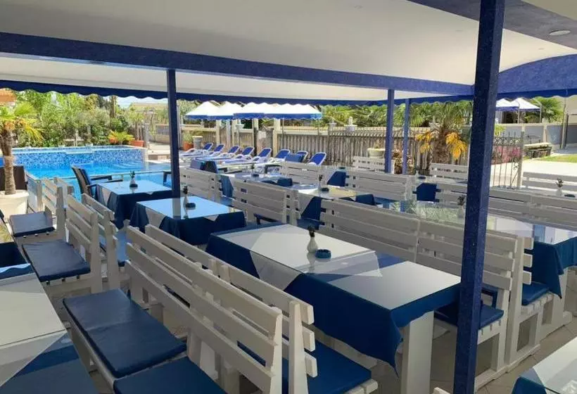 Aparthotel Villa Primafila