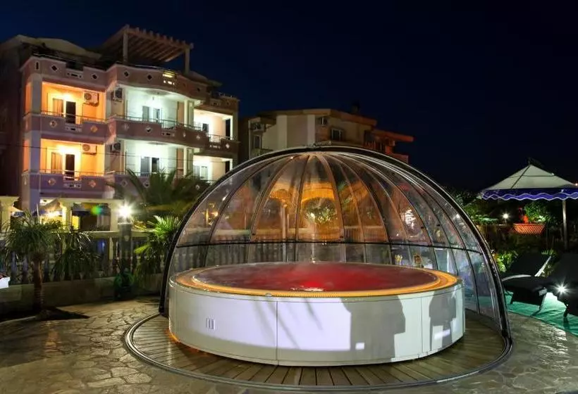 Aparthotel Villa Primafila