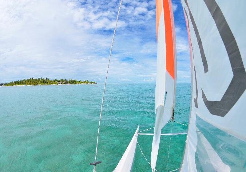 Fun Island Resort & Spa