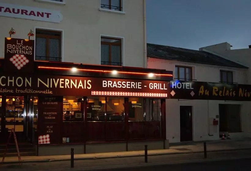 Отель Au Relais Nivernais