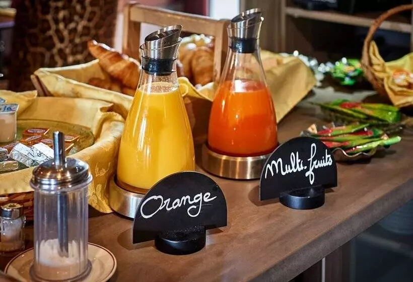 Отель Au Relais Nivernais