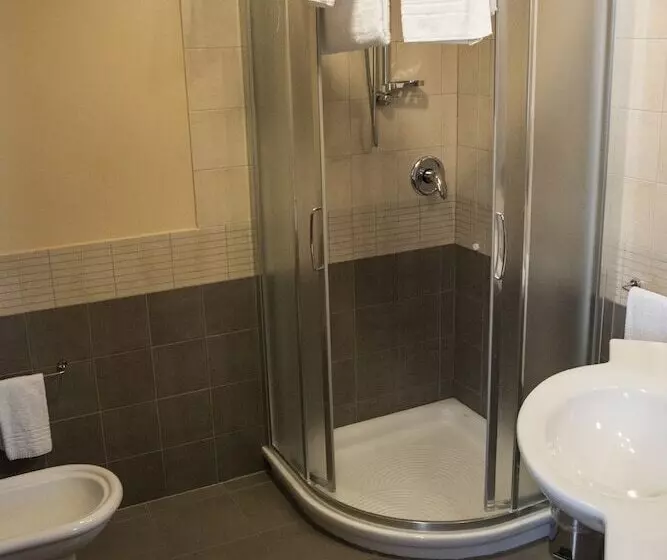 Отель Corte Business