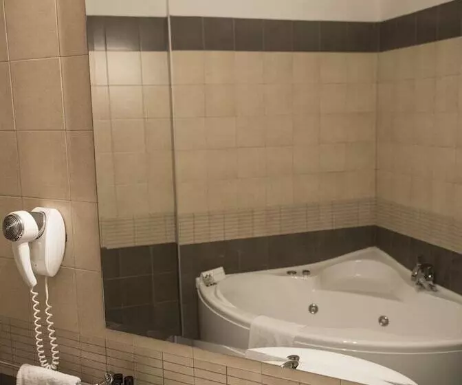 Отель Corte Business