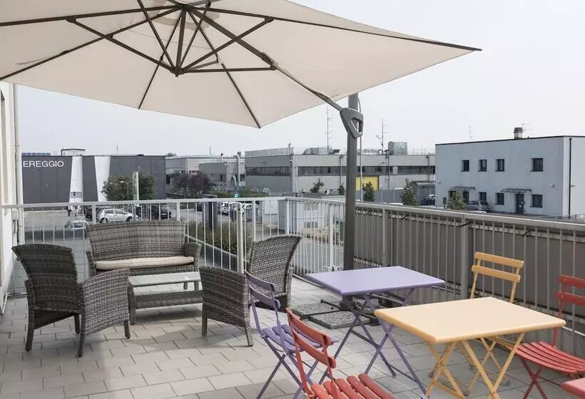 Отель Corte Business