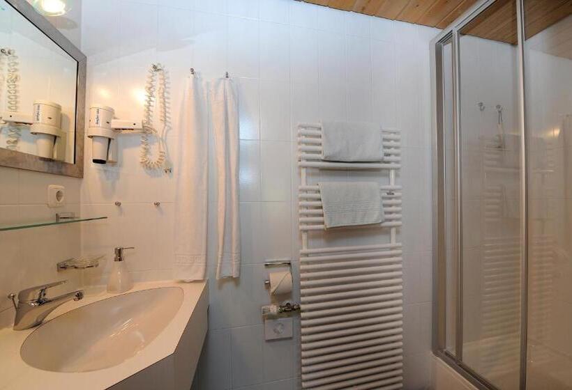 ホテル Frühstückspension Rüf