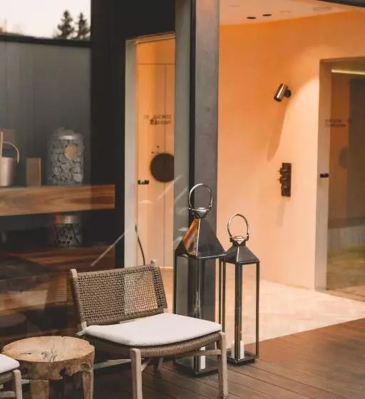 هتل Frost Boutique