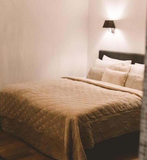 هتل Frost Boutique