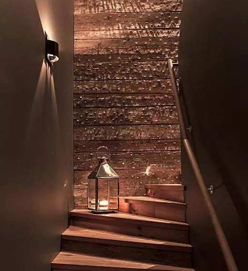 هتل Frost Boutique