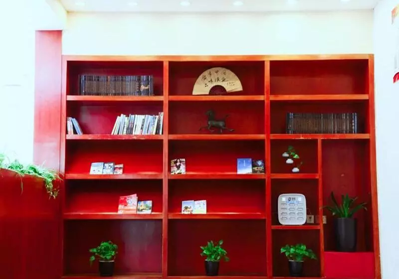 Hanting Hotel Shanghai Zhenping Road Railway Station