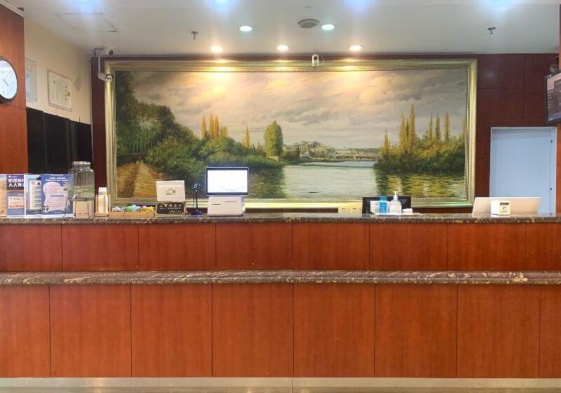 Hanting Hotel Shanghai Zhenping Road Railway Station