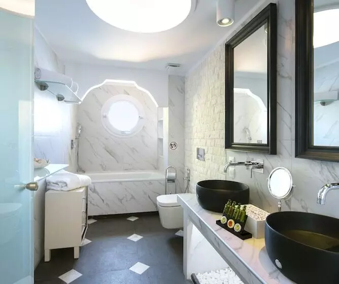 호텔 Karalis Beach