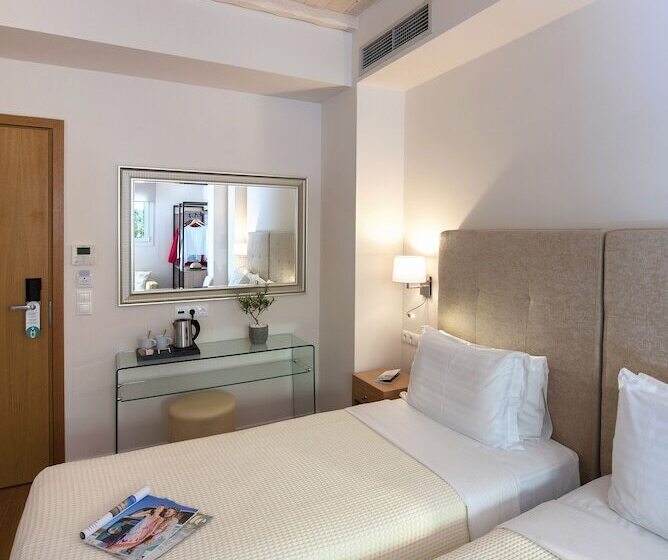 호텔 Karalis Beach