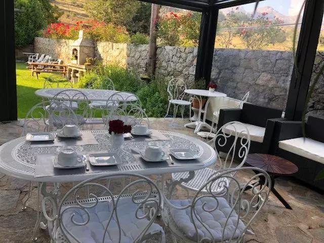 Отель Acquaviva