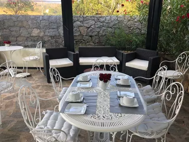 Отель Acquaviva