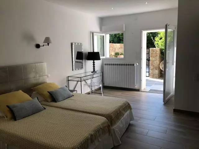 Отель Acquaviva