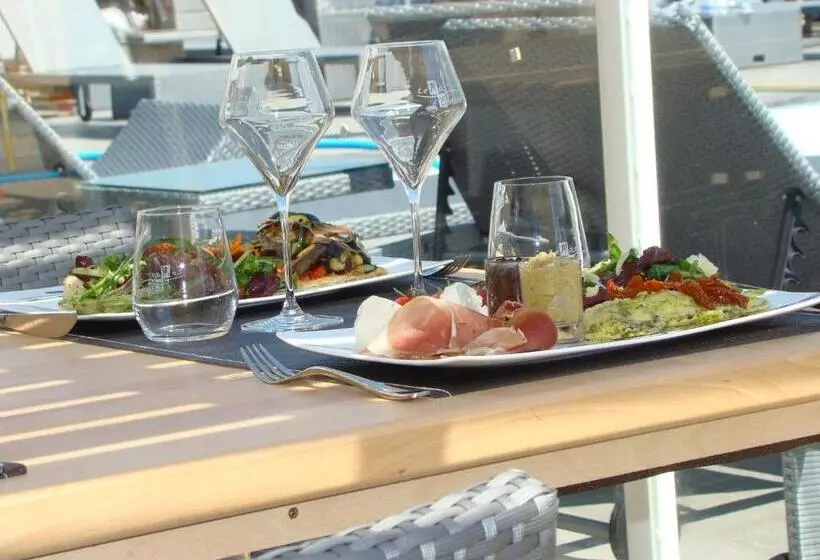 Отель Le Mas D'estello