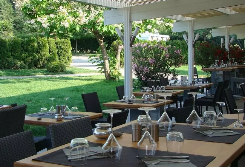 Отель Le Mas D'estello