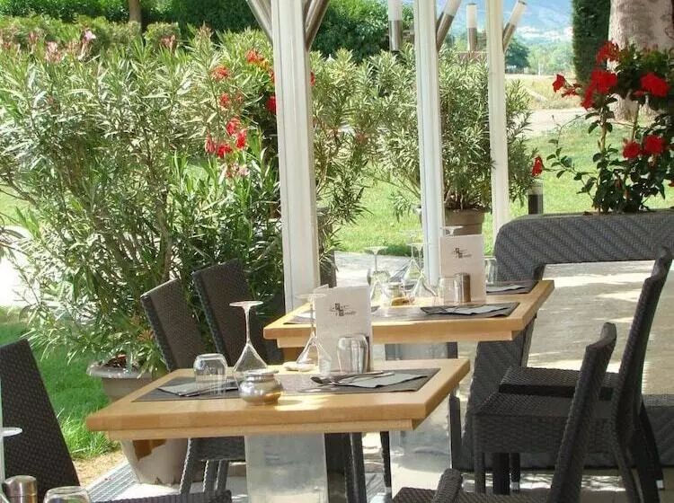 Отель Le Mas D'estello