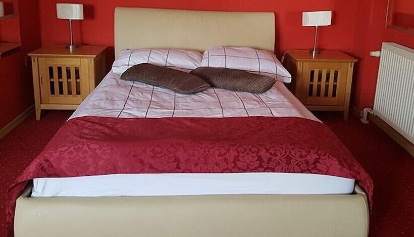 Отель Millennium