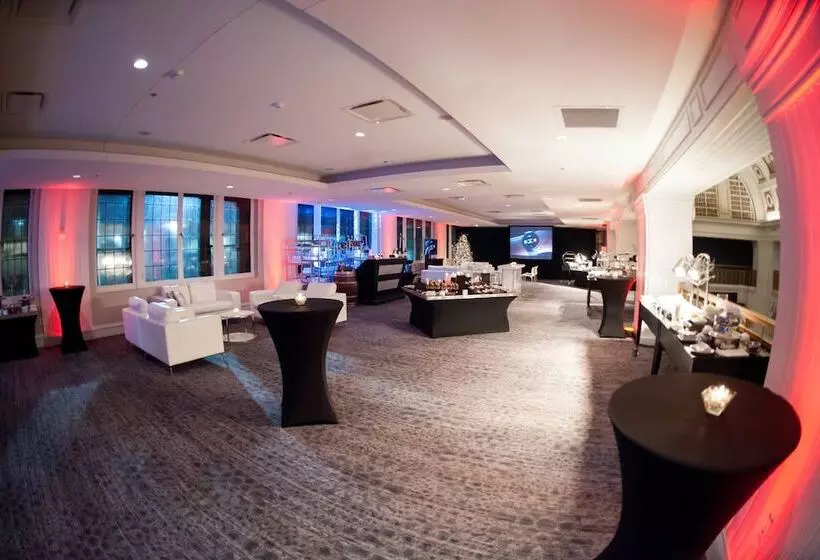 فندق Renaissance Cincinnati Downtown