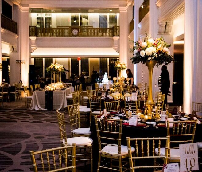 Szálloda Renaissance Cincinnati Downtown