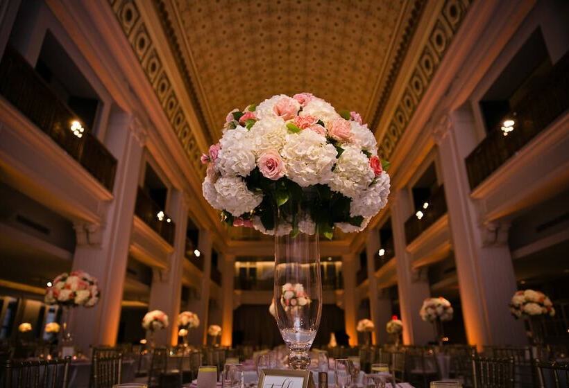 Szálloda Renaissance Cincinnati Downtown