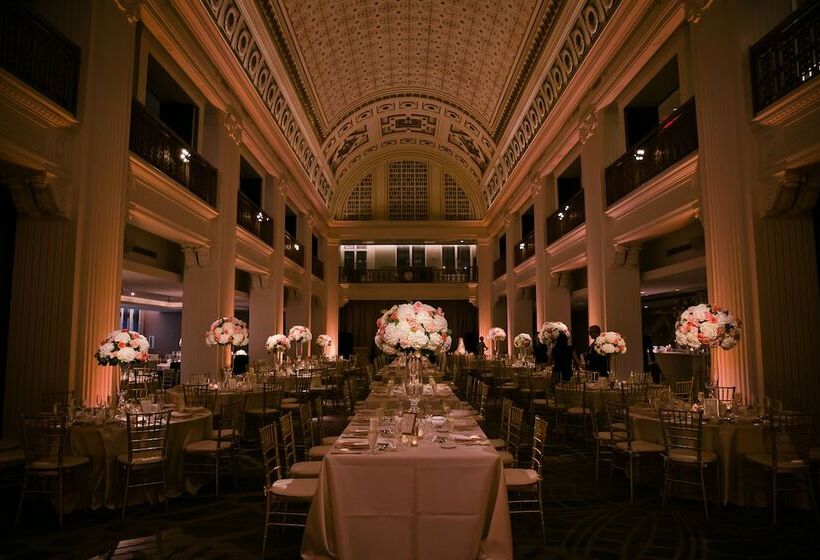 Szálloda Renaissance Cincinnati Downtown