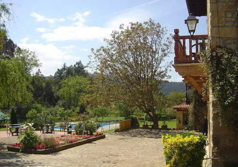 בית מלון כפרי Hostería El Pomar